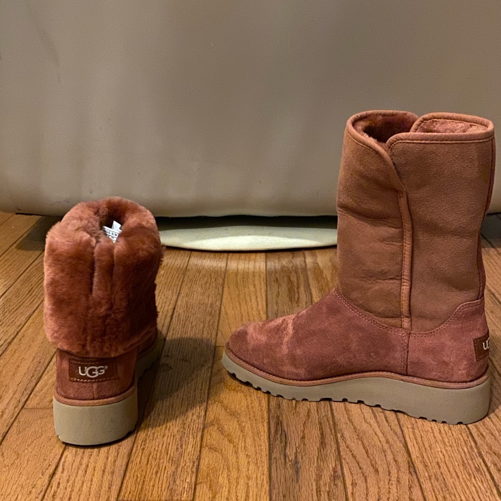 Burnt orange ugg boots